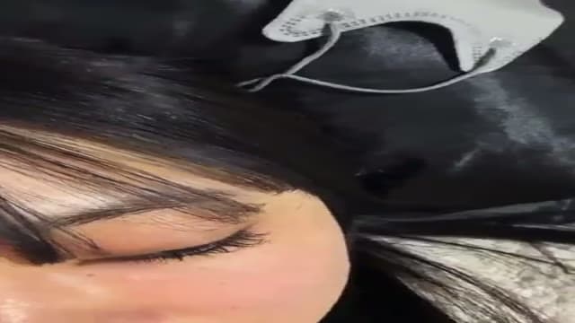 配信でフェラする女の子